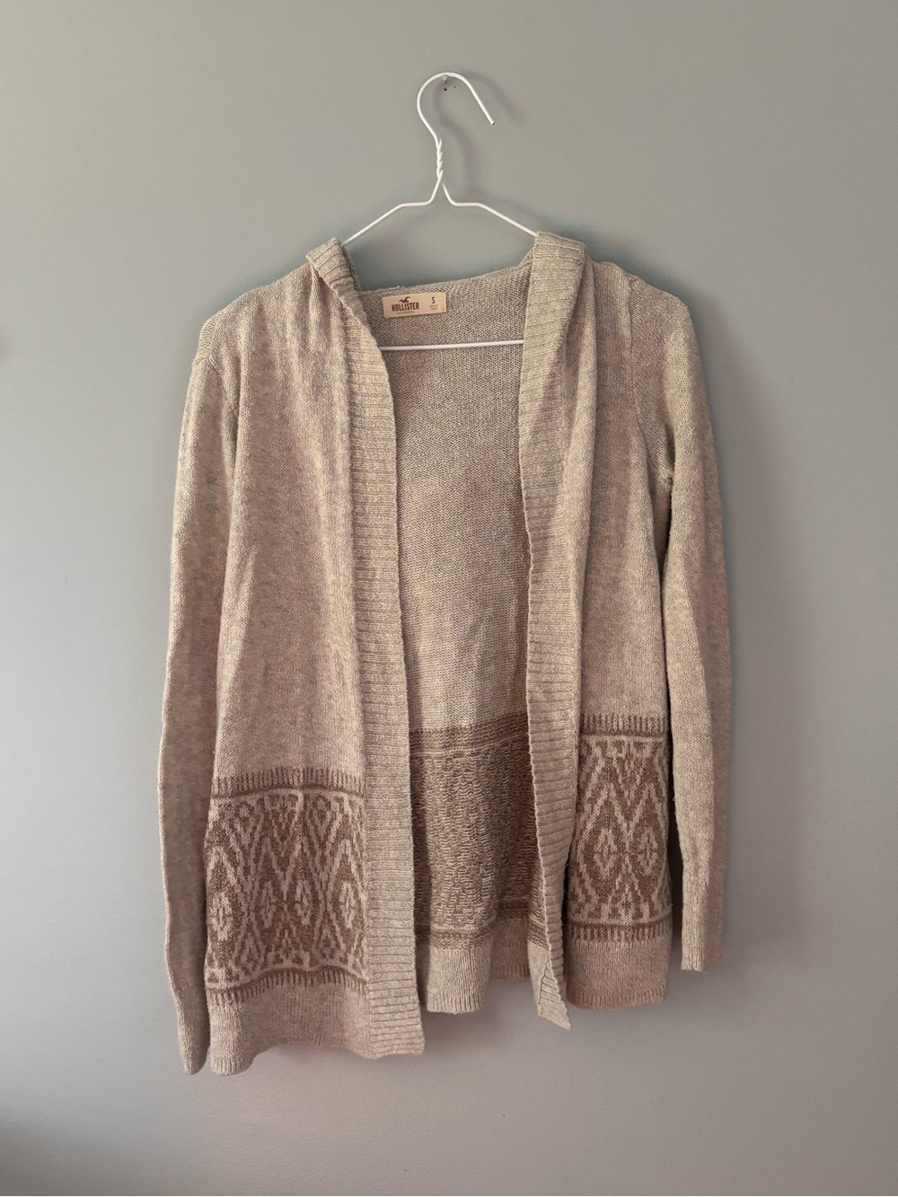Hollister hooded cardigan. Womens small. Aztec design. Tan. Boho, western.